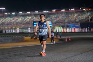 BIB: 40583
                            <button type="button" onclick="openModal(22812294)" class="btn btn-primary btn-sm float-right btn-popup" data-toggle="modal" data-target=".modal-high-quality">
                        <i class="fas fa-shopping-cart"></i> Add to Cart
                    </button>
                                            <button type="button" onclick="isThisMe(22812294, true)" class="btn btn-success btn-sm float-right btn-popup btn-isme hidden" data-toggle="tooltip" data-placement="bottom" title="นี่คือรูปของคุณใช่ไหม คลิกที่นี่เพื่อเอาเข้าอัลบั้ม">
                        <i class="fas fa-plus"></i> Add to album
                    </button>
                    <button type="button" onclick="isThisMe(22812294, false)" class="btn btn-warning btn-sm float-right btn-popup btn-isnotme hidden">
                        <i class="fas fa-ban"></i> Remove from album
                    </button>